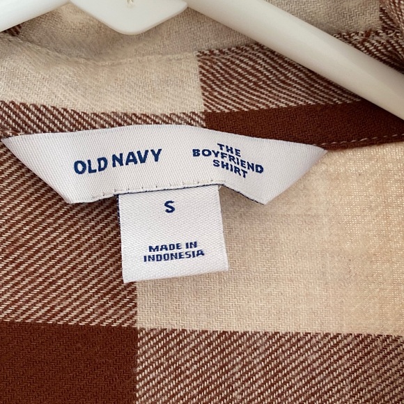 Old Navy Brown Plaid Boyfriend Shirt - Picture 3 of 5